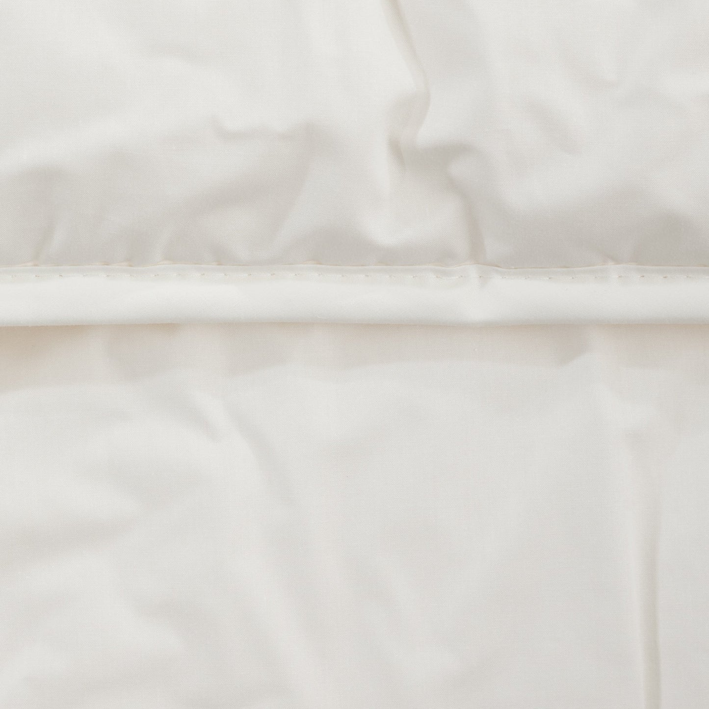 Deluxe Quilts 350GSM Wool Blend Quilt Super King